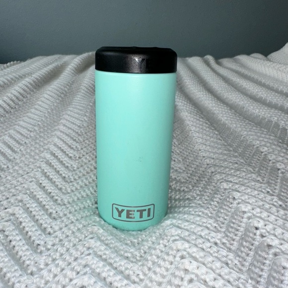 Yeti Other - Yeti Colster Slim Can Cooler - Light Aqua blue - never used
